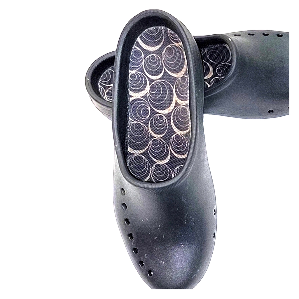 CROCS nursing clogs